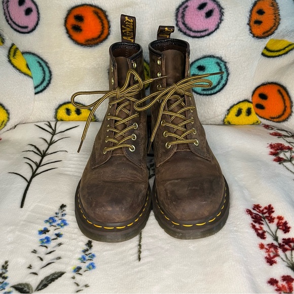 1460 CRAZY HORSE LEATHER LACE UP BOOTS - Picture 2 of 7